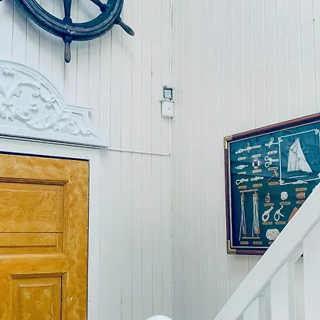 Charming Southern Norway Idyll On Trondelag Coast Sula